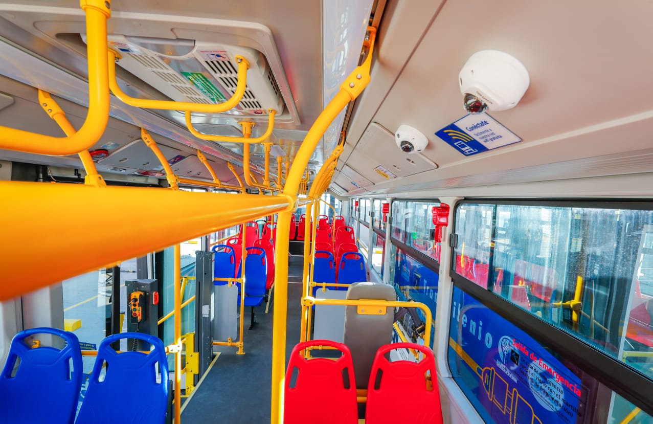 Conoce cómo funciona el sistema de cámaras ubicadas en buses y estaciones de TransMilenio